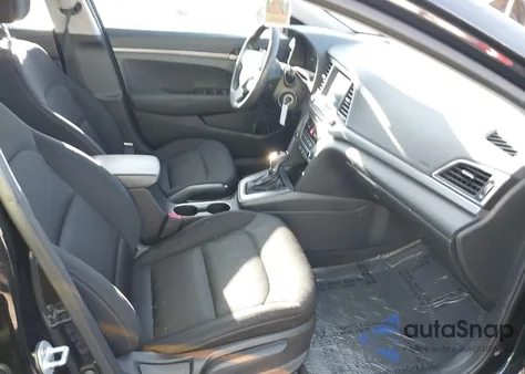 2018 Hyundai Elantra Se z USA, uszkodzony, nr VIN 5NPD74LF7JH397988